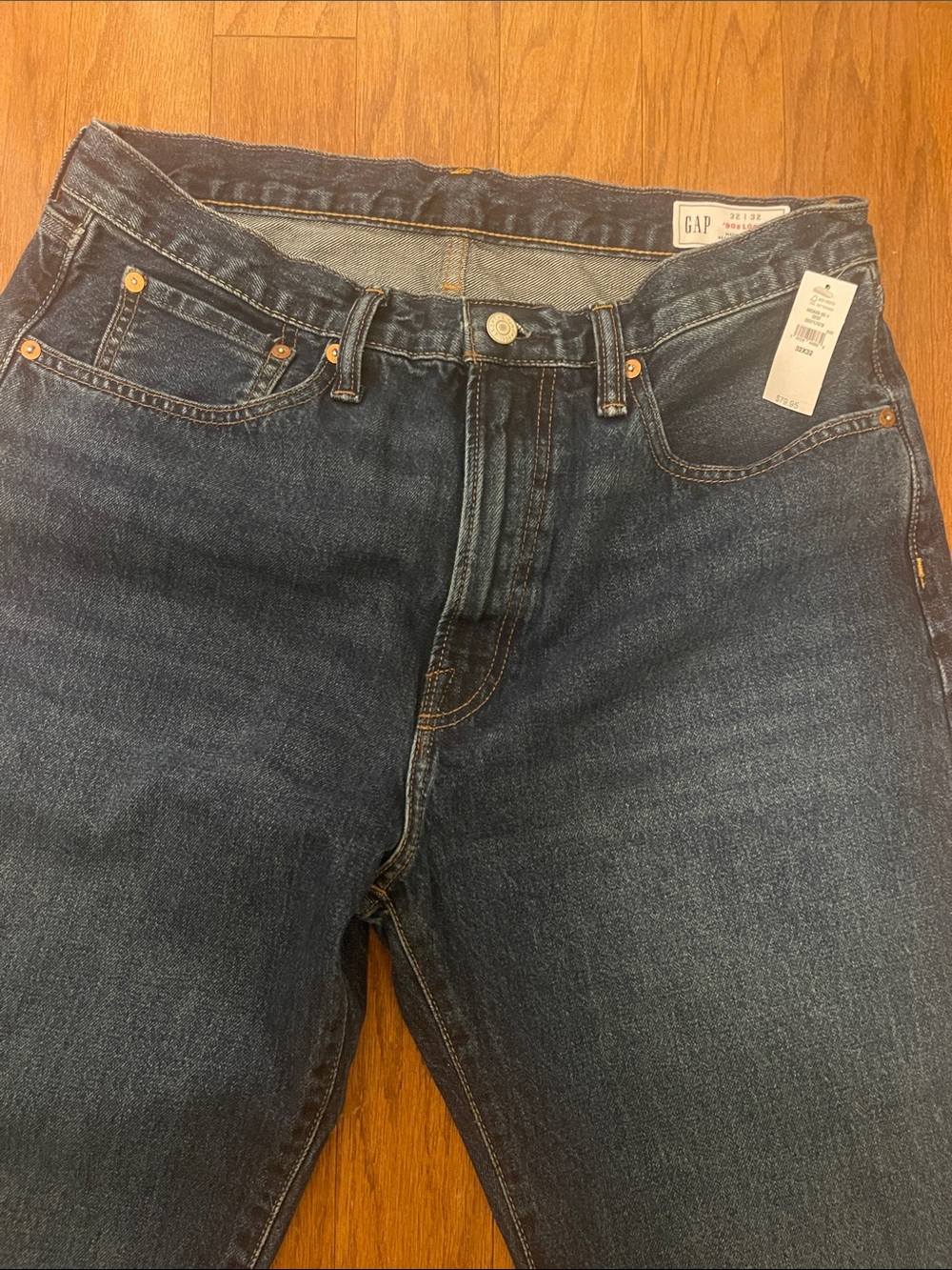 GAP Men’s 90s Loose Jean
